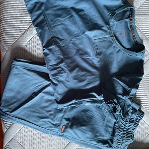 Cherokee Forms scrubs